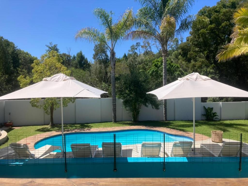 Tonquani - Knysna Hotel Bagian luar foto
